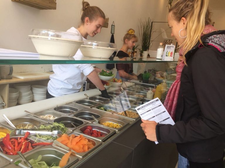 Rå: Gezonde saladebar waar mijn vegan fitgirl hart sneller van klopt