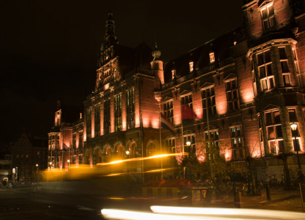 Stadswandeling Groningen: Lichtjes fototour Academiegebouw - door Ronn Perdok 2018