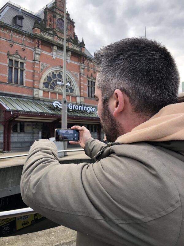 Smartphone Fototour Groningen: stadswandeling met telefoon met begeleiding en fotografietips van fotograaf