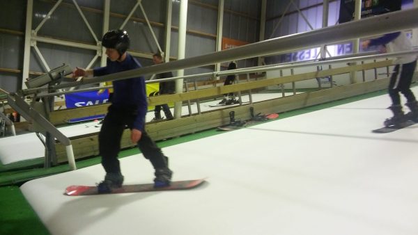 Snowlimits Groningen: indoor ski- en snowboardlessen