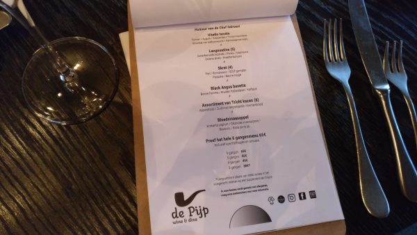 Uit eten bij De Pijp Groningen: wine en dine -menukaart