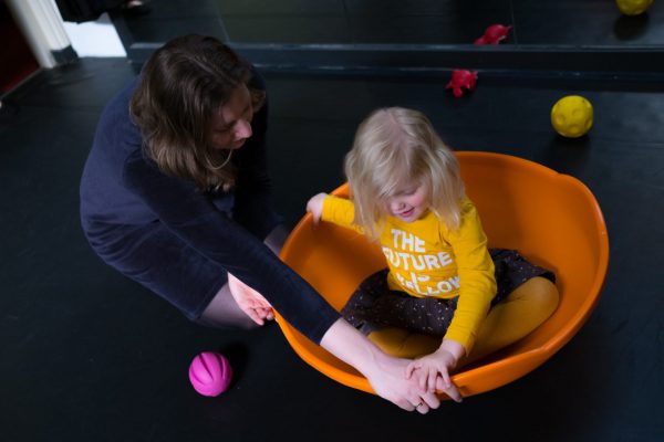 Leuke kinderactiviteiten Groningen: peuterdans bij Bij Spruit