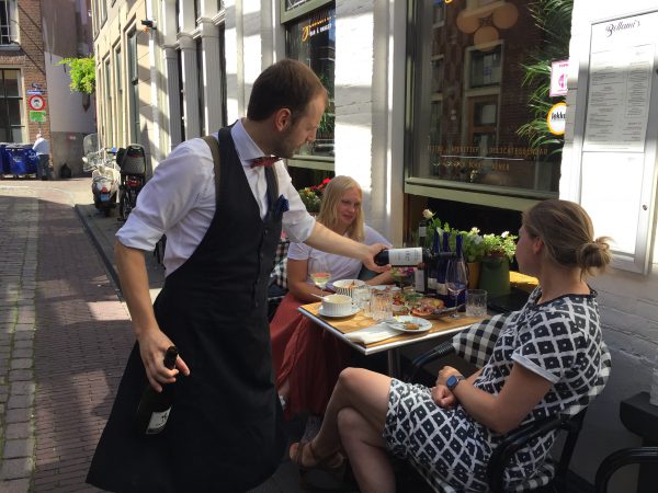 Wijnbar Groningen: wijnproeverij en spijs bij Bellami's