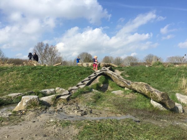 Natuurspeeltuin in natuurgebied OERR Kardinge Groningen