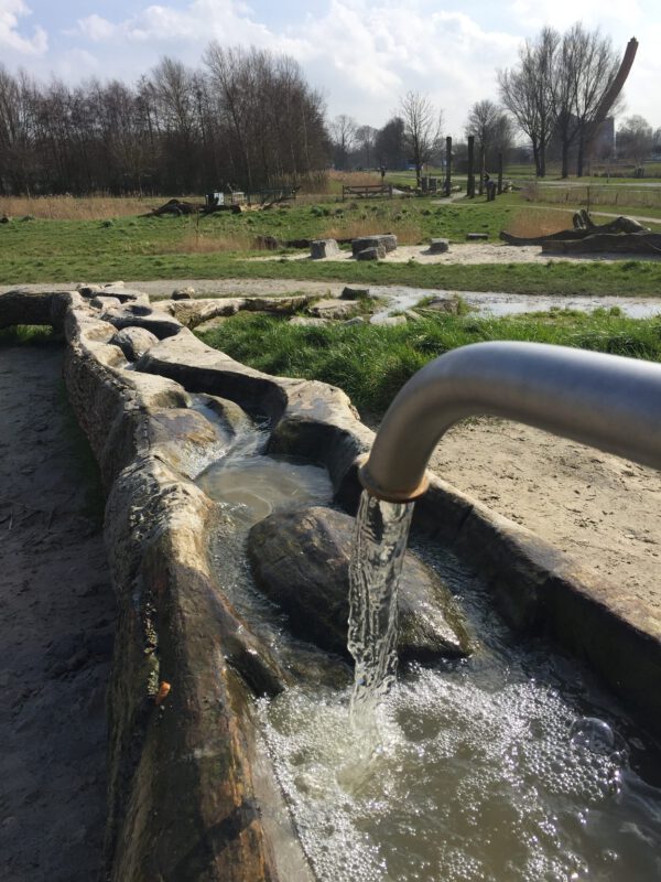 Natuurspeeltuin in natuurgebied OERR Kardinge Groningen