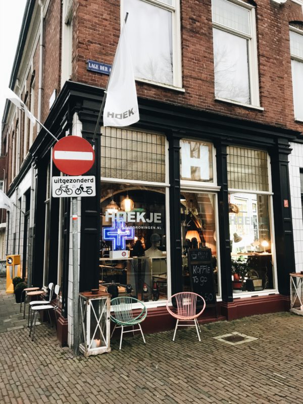 De leukste woonwinkels Groningen met design en vintage meubels en woonaccessoires: Hoekje Design