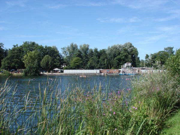 Camping Groningen tip: Natuurbad en camping aan het strand Engelbert - foto Facebookpagina