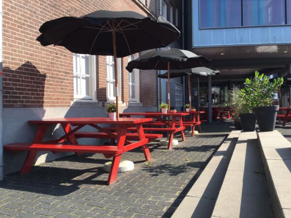 Koffie Groningen: terras het paleis groningen - foto Facebookpagina