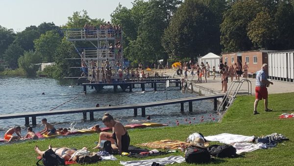 Zwembaden Groningen: foto Facebookpagina buitenzwembad Natuurbad Engelbert