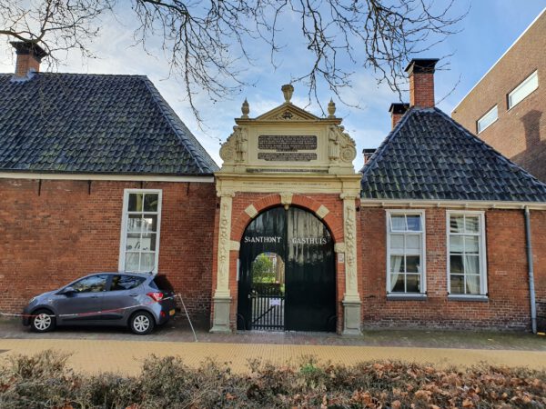 Sint Anthony Gasthuis aan de Rademarkt door Willem