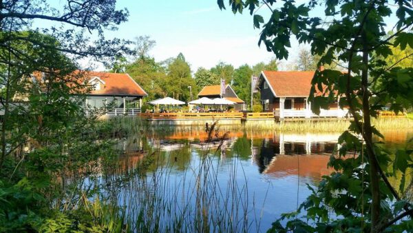 Terras Groningen reserveren, aan het water bij Paviljoen Sassenhein - foto van Facebookpagina @paviljoen.sassenhein