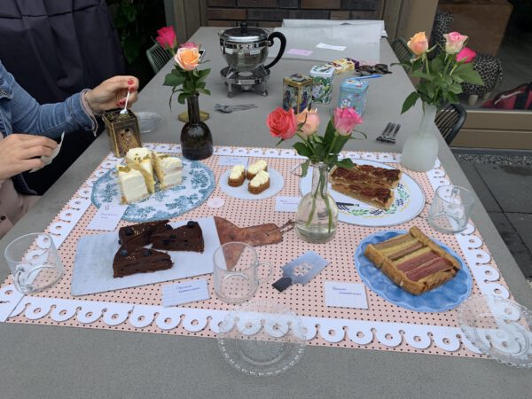 High Tea bestellen Groningen en laten bezorgen door Saakje het Bakmeisje