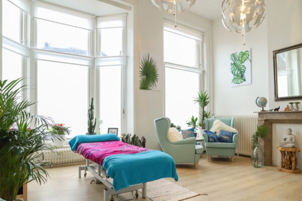 Massage Groningen tip: holistisch massagetherapeut Veneziano Therapy in centrum Groningen