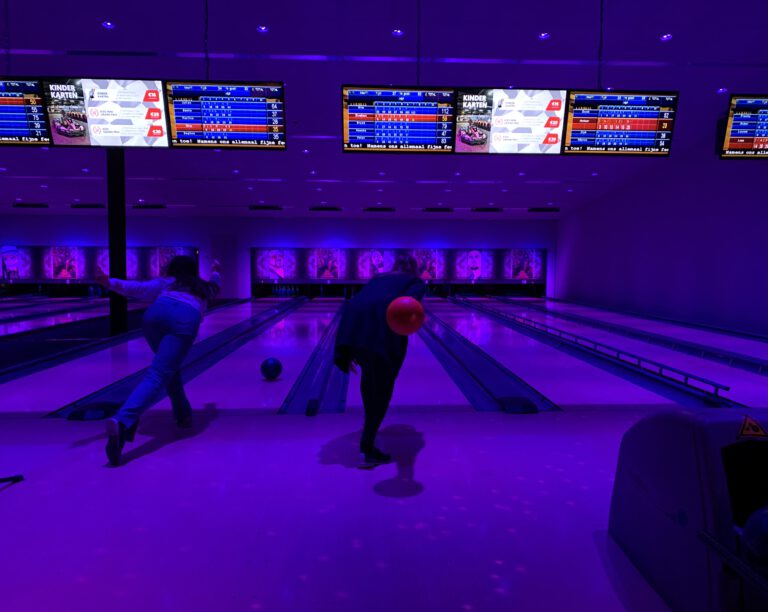 Bowlen? Dit is de mooiste bowlingbaan van Groningen