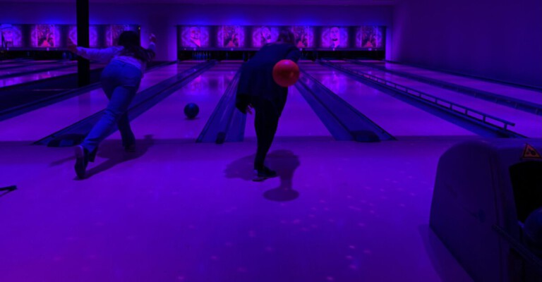 Leuke uitjes: bowlen in Groningen bij Kartracing & Bowling Groningen