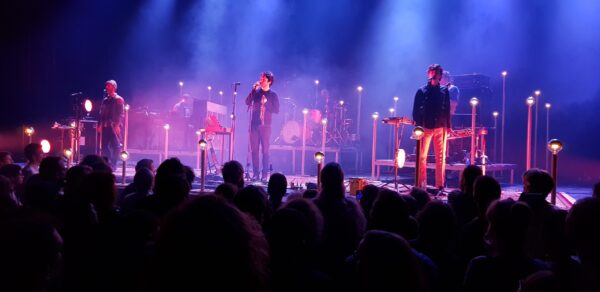 Concert van Beirut in grote zaal van poptempel SPOT/De Oosterpoort in Groningen