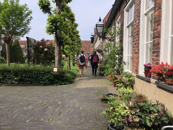 Hofjes van Groningen: Het St Anthony Gasthuis. Tijdens de Urban Walk 2023