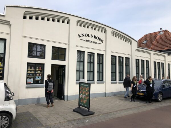 Knol's Koek Groningen bezoeken tijdens de Urban Walk 2023