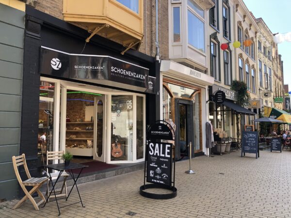 Leukste Schoenenwinkel voor mannen in Groningen: Schoenenzaken voor herenschoenen aan de Zwanestraat 20 in Groningen