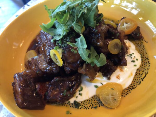 restaurant tip van locals: Mediterraans food sharing Zeste Gedempte Zuiderdiep 39 Groningen