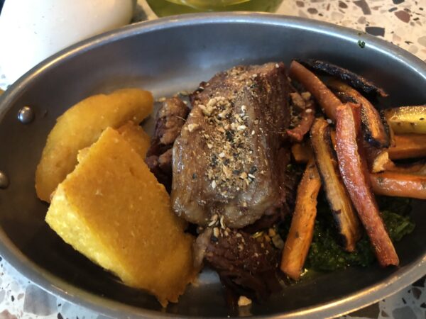 restaurant tip van locals: Mediterraans food sharing Zeste Gedempte Zuiderdiep 39 Groningen