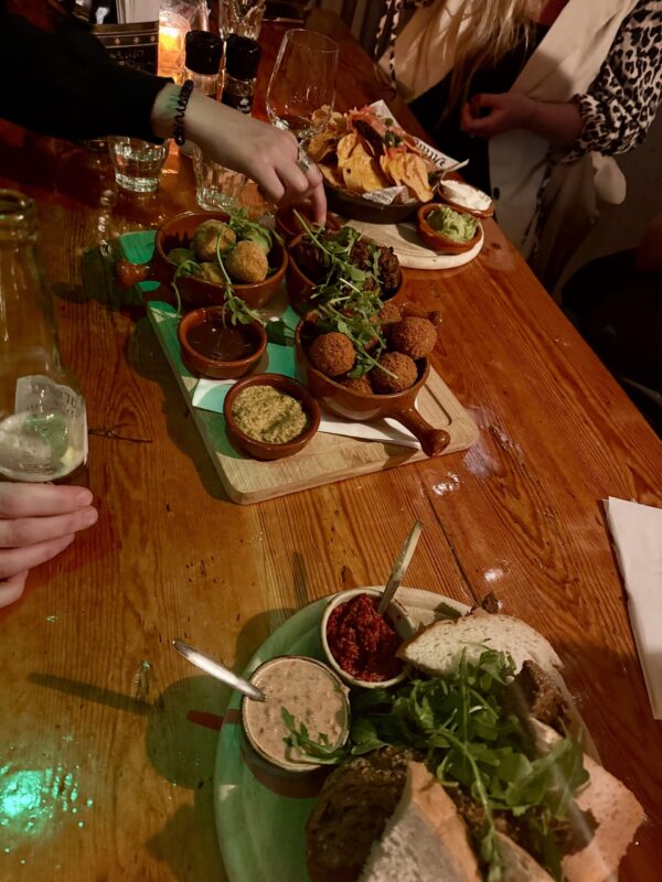 Kaasfondue bij Het Pakhuis in de Peperstraat Groningen