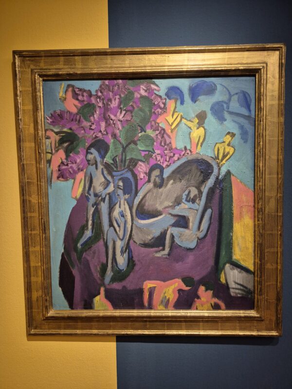 Schilderij van De Ploeg schilder Groningen: Ernst Ludwig Kirchner, Stilleven met plastieken, 1912