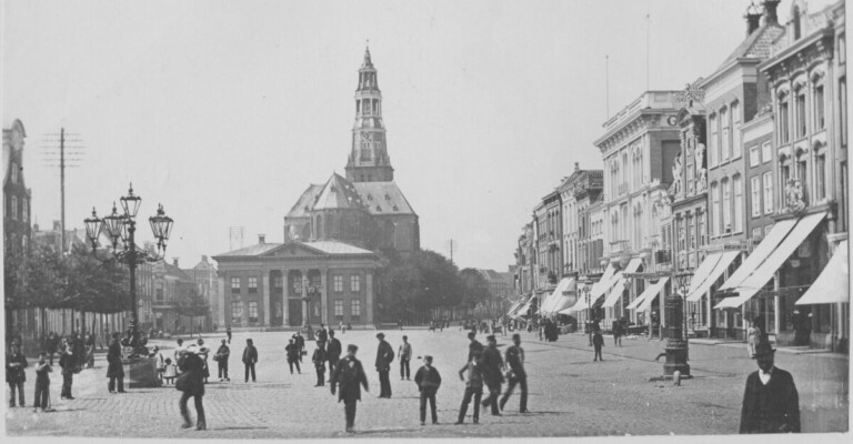 De Vismarkt in 1880-1890 (collectie Groninger Archieven)