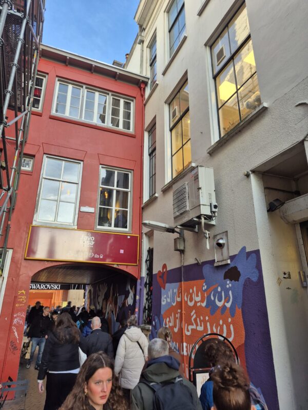 Het Koude Gat of 't Kolle Gat in Groningen nabij de Vismarkt