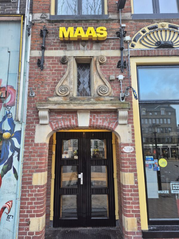 Huize Maas op Vismarkt 52 in Groningen
