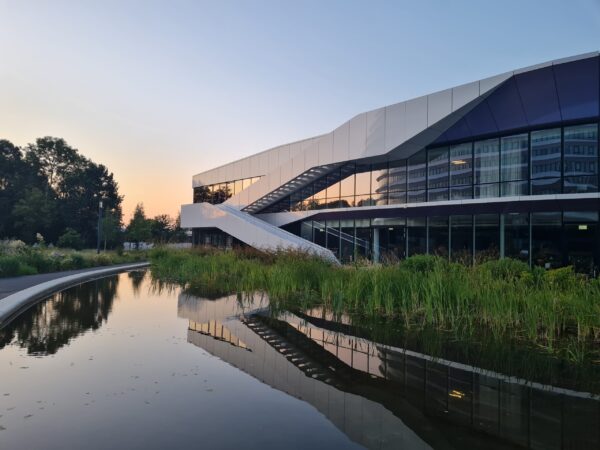 Stadstuin Kempkensberg bij DUO gebouw Groningen