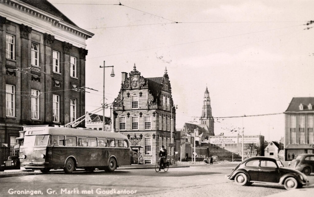 Het Goudkantoor: vier eeuwen geschiedenis op de Grote Markt Het Goudkantoor: vier eeuwen geschiedenis op de Grote Markt