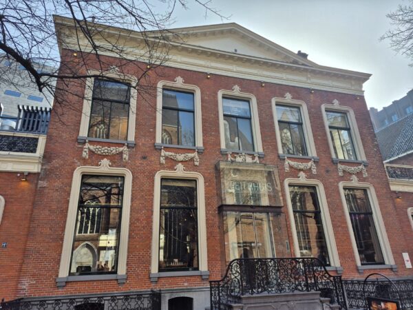 Martinikerkhof 10 in Groningen: de naam van het pand, ’t Feithhuis, verwijst naar jurist en historicus Johan Adriaan Feith