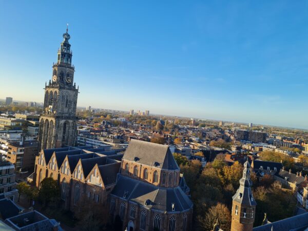 De toren van de Martinikerk in Groningen wordt door Groningers liefdevol d’Olle Grieze (de oude grijze) genoemd